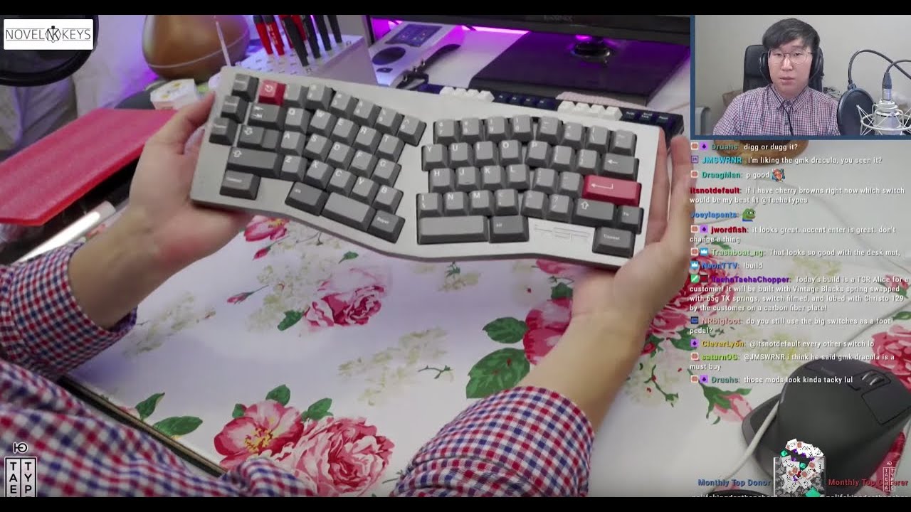 TGR Alice keyboard, held by TaeHa.